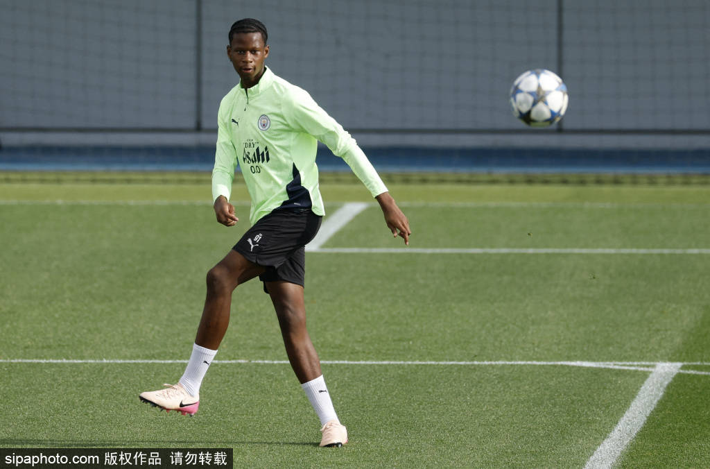 曼城迎回两大悍将！马尔穆什与艾特-努里伤愈归队，瓜帅迎来及时雨